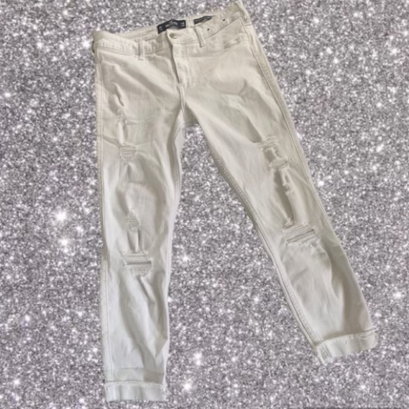 Hollister Pants - Hollister High-Rise Crop White Jeans
